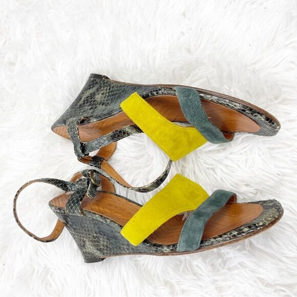 Chie Mihara Finde Suede & Leather Colorblock Wedge Sandals - Picture 6 of 9